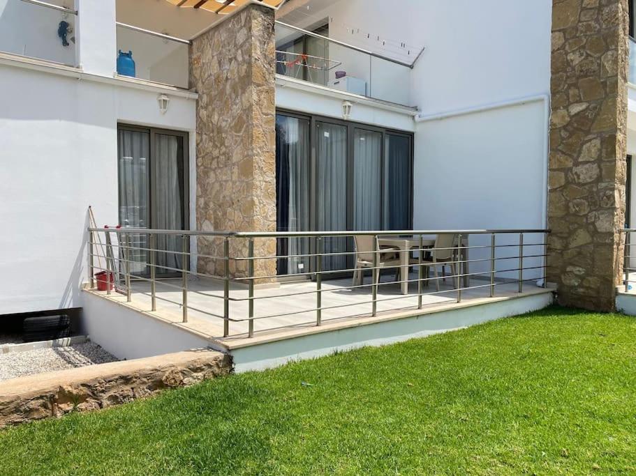 Girne/Zeytinlik 2+1 Muhtesem Terasli Daire Exterior foto